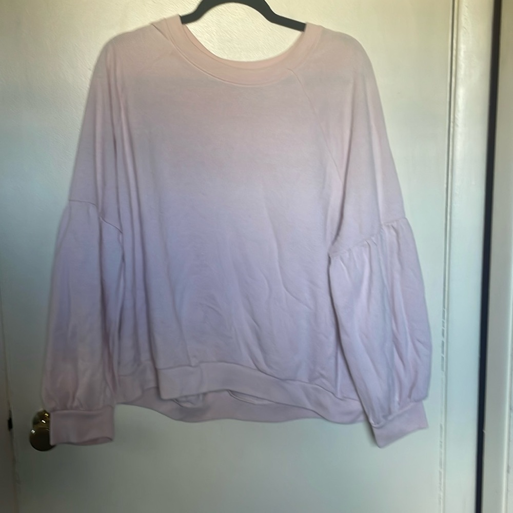 Aerie pale pink cotton blend crewneck sweatshirt with balloon sleeves. XL. Good
